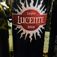 イタリア　トスカーナ州　モンタルチーノ　サンジョベーゼ種　メルロー種