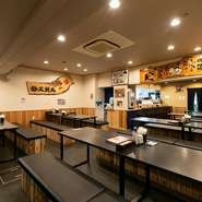 小さな子どもがいると、お寿司屋さんは敬遠しがちですが、ここはそんな必要はありません。堅苦しくない雰囲気で、週末は特に、観光客もたくさん訪れています。