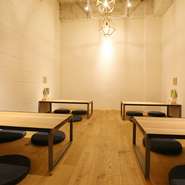 居心地のよい座敷席は、グループ利用にもってこい。女子会では語り尽くせなかった深い話もできそうです。