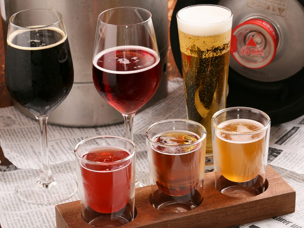 日本や世界のクラフトビールが33種類も楽しめる！