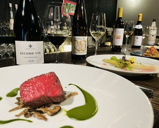 「至福の美食体験」目指すのは美味しいのトータルコーディネート。シェフとソムリエが演出するペアリング