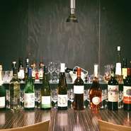 ソムリエールが「その時」にぴったりのワインをチョイス