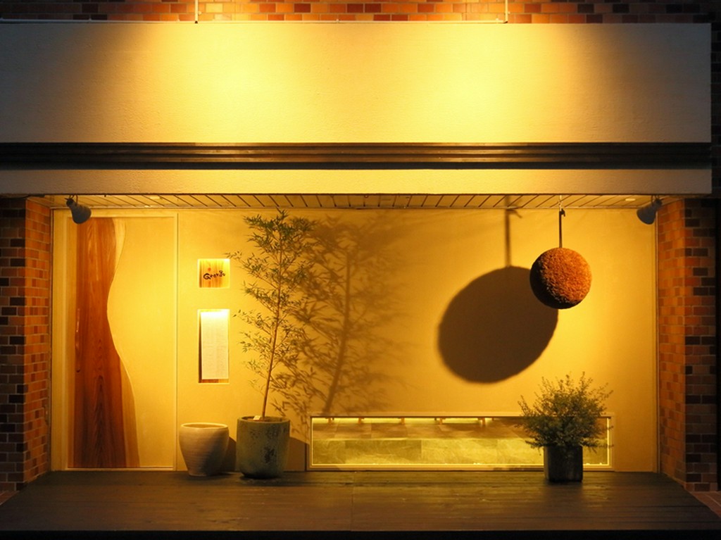 料理人のこだわりが随所に感じられるステキな雰囲気