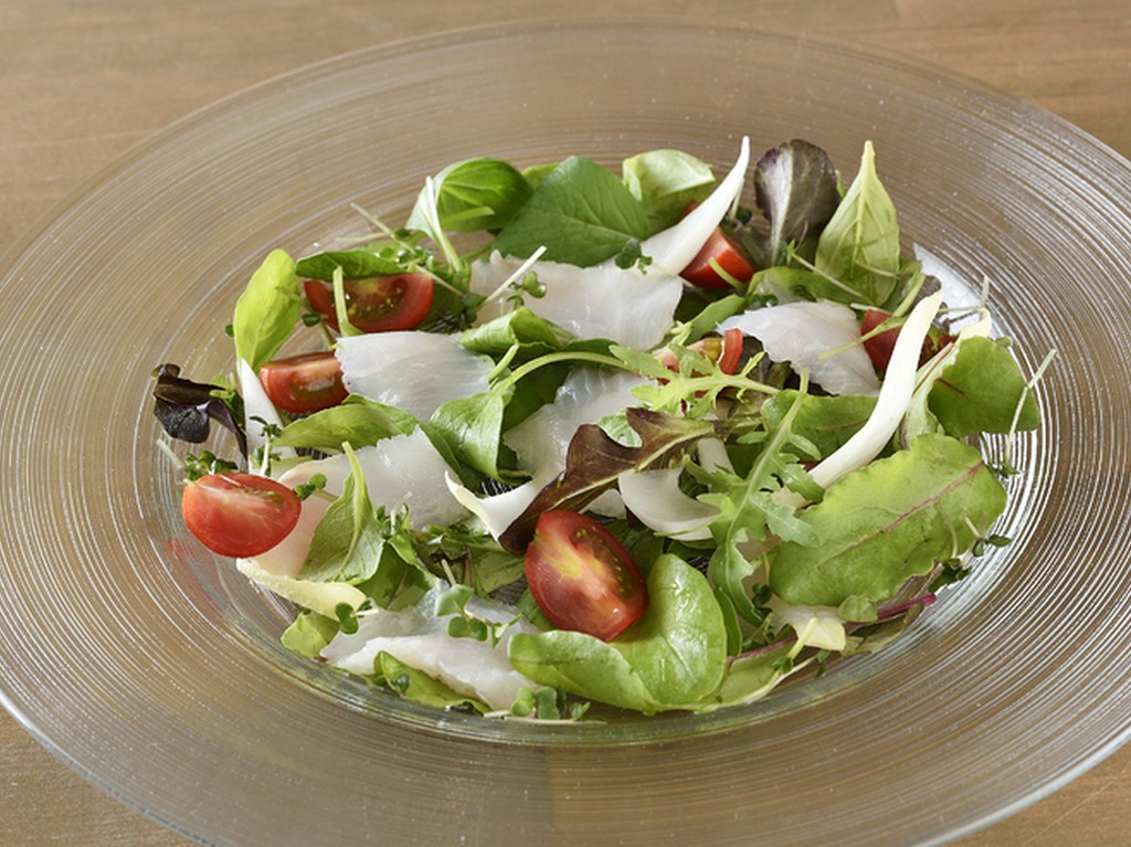 『本日の鮮魚のカルパッチョ』