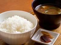 (ご飯・豚汁・香の物)