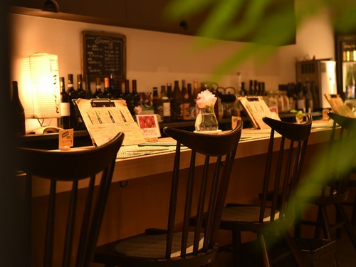 とびきりおしゃれなカウンター席は、デートにもぴったり