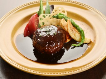 食後にドリンクとデザートを付けたお得なプラン！