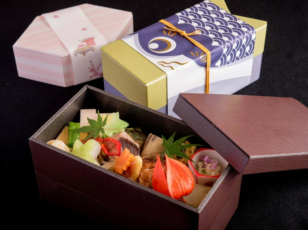 季節の折詰め弁当