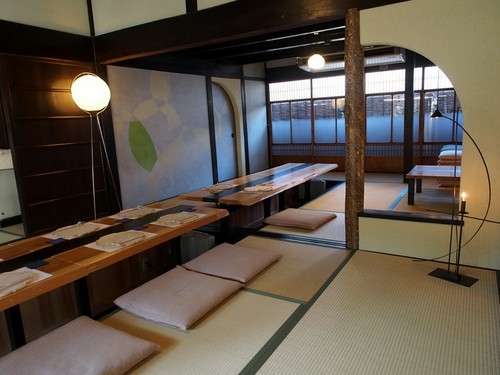 広間