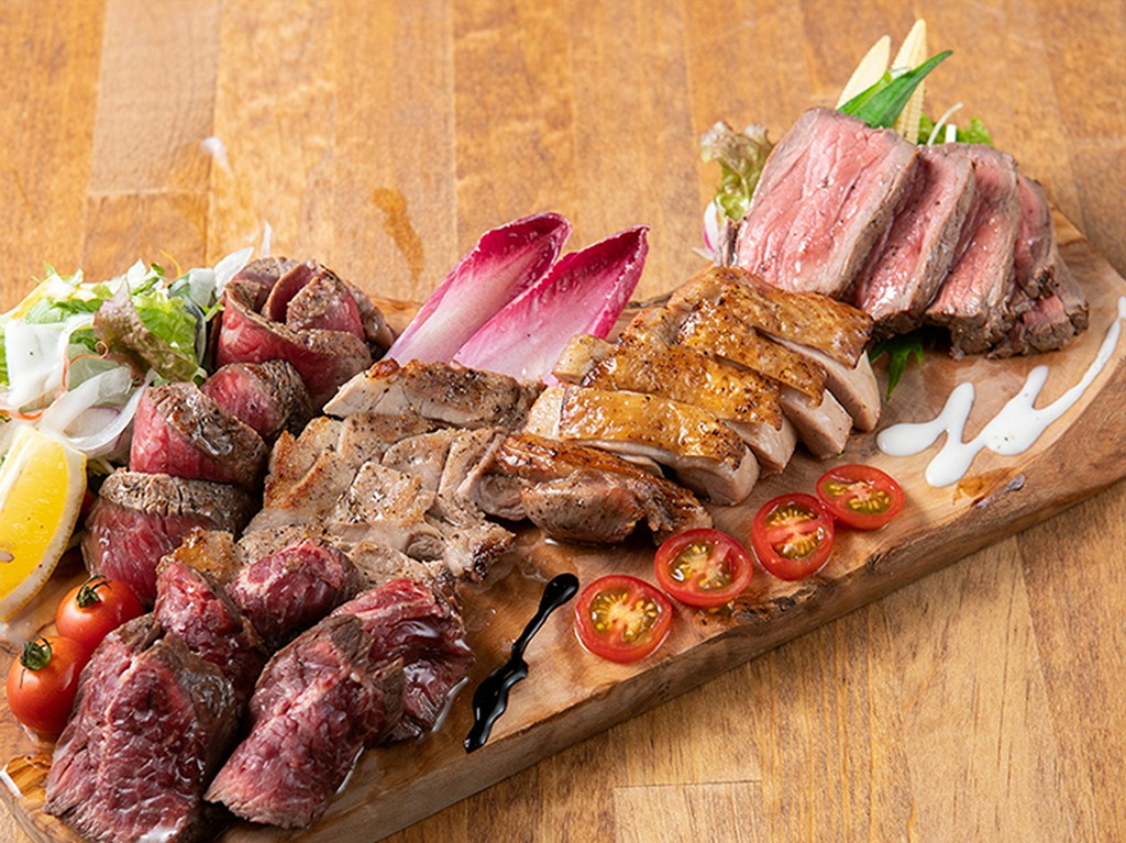 リーズナブルにお肉が楽しめるおすすめコース♪3時間飲み放題もついて3980円！