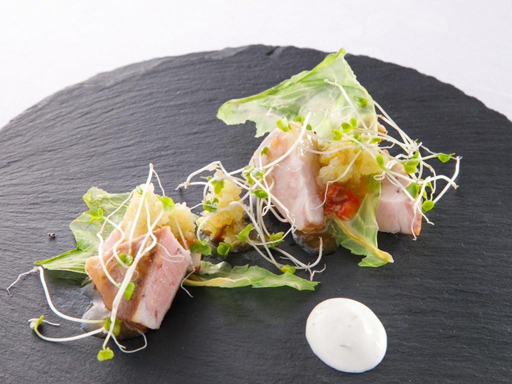 飛騨けん豚ロース肉のロティ