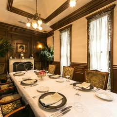 特別な日のお祝いに相応しい、洗練されたエレガントさ