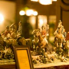 モダンな空間でいただくフレンチには、姫路の地酒もぴったり