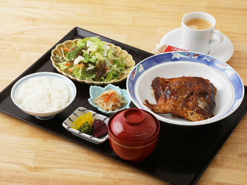 5つのおかずから選べる充実の『ランチ定食』