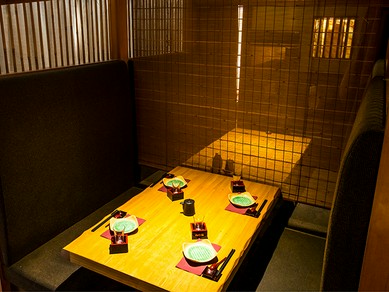 宴会にぴったり！　上質な個室席が多数用意された和の空間