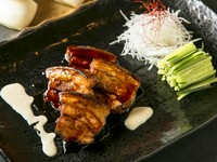 全8品！名物「とろーり豚角煮、蒸しパン添え」はこのコースにしかない人気メニュー！