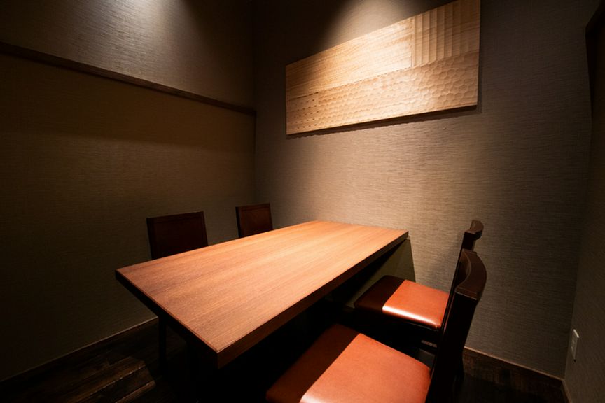 半個室あり◎プライベート空間で楽しむ薪火料理