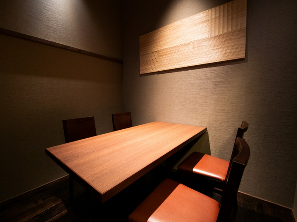 半個室あり◎プライベート空間で楽しむ薪火料理