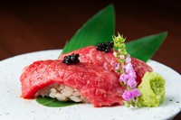 『厳選　尾崎牛　トロ握り』