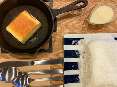 お子様にも人気!! 焼きチーズケーキ & obi糸かき氷!!