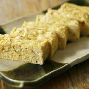 注文を受けてから調理する、できたてアツアツのごちそう。