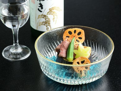 ビジネスシーンでの重要な接待や会食は、格式高い料亭で