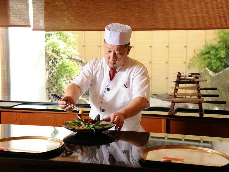 お客様にとって、唯一無二の一皿をおもてなしすること