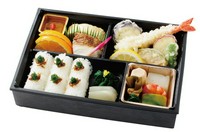 煮物・天ぷら・だし巻きなど
料亭の味をお手軽にお楽しみいたいただけます。