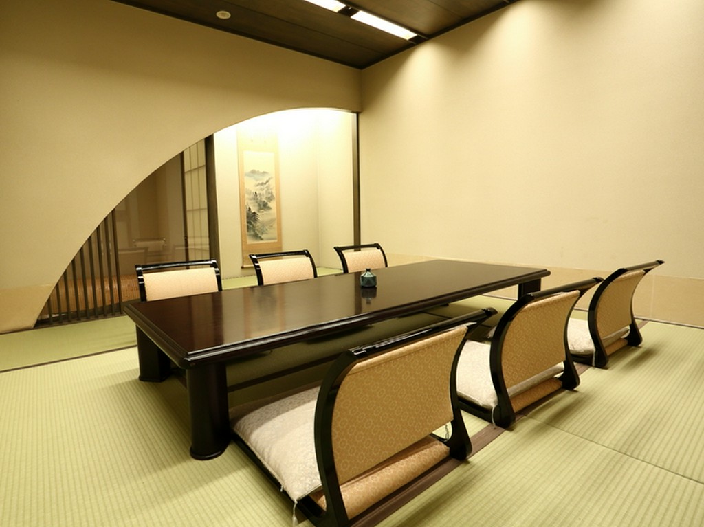 新たに家族の絆が生まれる良き日を彩る、趣向を凝らした会席料理