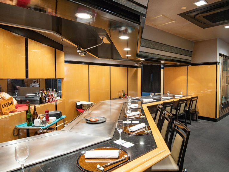 大人のデートにふさわしい、特別な鉄板焼を堪能