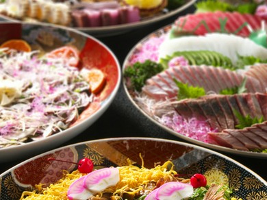 個室、土佐会席料理、各種ご宴会コース等 ご用意しております。