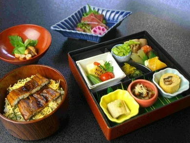 [7月1日～8月末頃のご提供] お昼限定!! 季節の御膳 鰻上膳（まんじょうぜん）