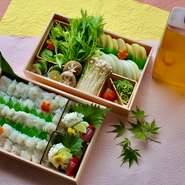 高級弁当をはじめ、松花堂、幕の内、オードブル、パーティーセット、旬の鍋セットなど、専門店ならではのメニューの豊富さが安心です。