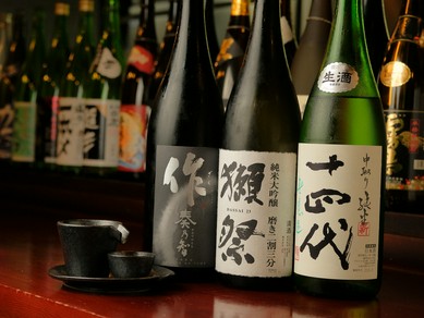 季節替わりの銘柄や、プレミア日本酒まで幅広くご用意