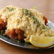 本場宮崎県の味を再現。マイルドな味わいの『チキン南蛮』