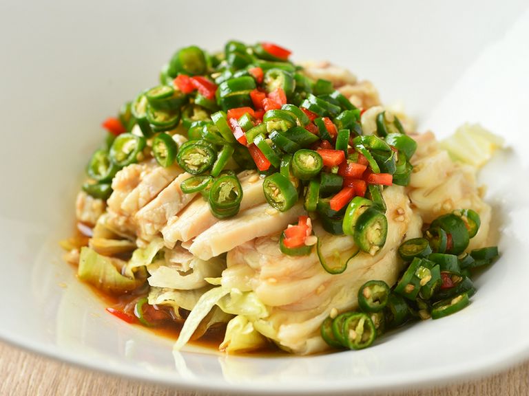 はかた地鶏と青唐辛子の冷菜