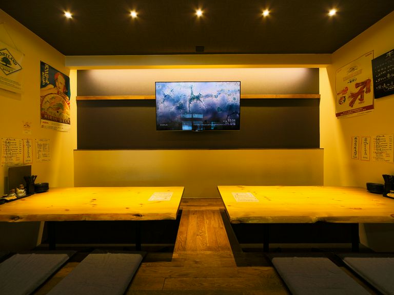 会社の飲み会や、サークルの集まりなど大人数での利用に好適