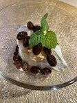 ・たっぷり卵のカタラーナ　500円
・北海道ミルクジェラード　380円
・ミルクジェラート×エスプレッソ珈琲　アフォガード　500円
・大人のジェラート　ラムレーズン（ラム酒使用、アルコール入り）　500円