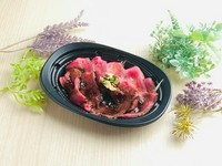 お肉のみ、1人前(100g) 1,080円
ライス付き弁当 1,280円