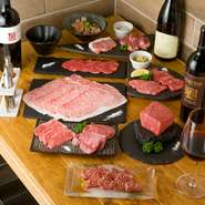 和牛の稀少部位はもちろん、いも豚や宮崎地鶏も一緒に楽しめるメニューが充実。お酒やサイドメニュー、サラダにこだわってもお財布に優しいから、あれこれ食べたいデートコースの締めにもピッタリです。