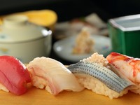 0006112131J1.jpg