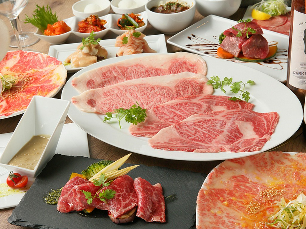 三河和牛を堪能できる『サーロイン食べ比べコース』