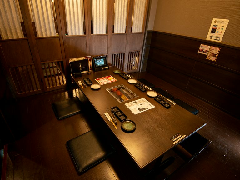 格式を感じさせる洗練された個室は、おもてなしの席にも最適