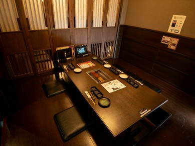 格式を感じさせる洗練された個室は、おもてなしの席にも最適