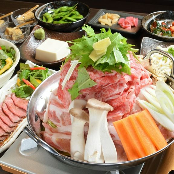 10月〜3月末まで☆にく鍋「肉2倍増量!」宴会コース
※10月より予約受付開始