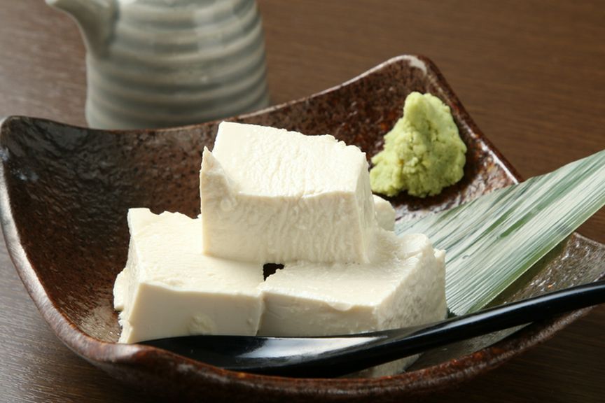 大豆の風味際立つ『名物! 手づくり朧豆腐』