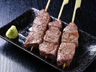 黒毛和牛のランプ（ジャポネ・ぽん酢・わさび）