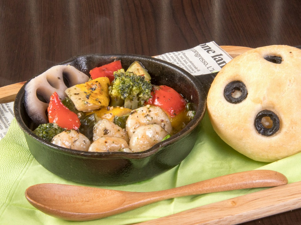 海老のアヒージョ