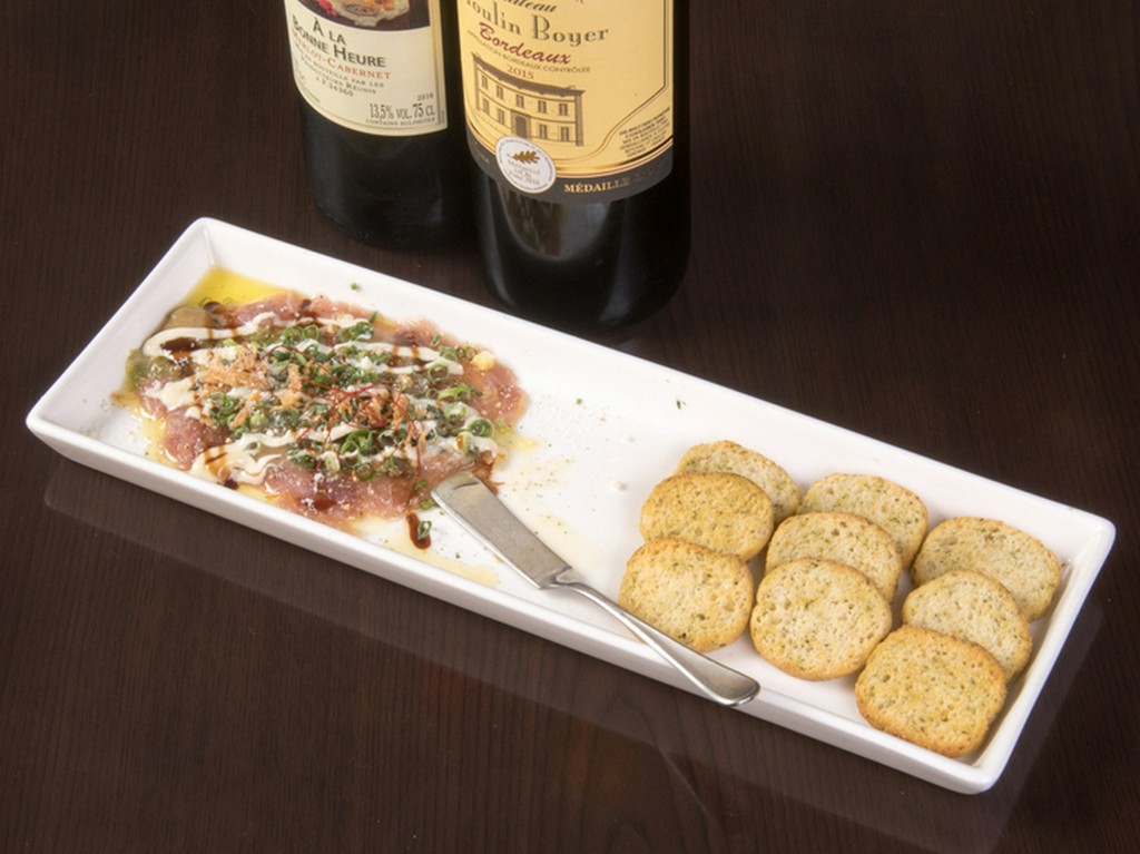 鮪ネギトロとアボカドのタルタルカナッペ