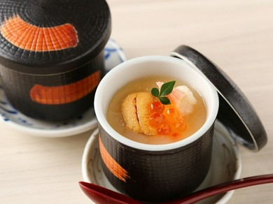 料理とあわせて満喫したい、北海道ならではのお酒を豊富に用意